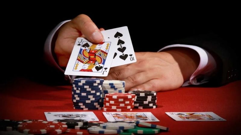 Mẹo chơi bài Poker Texas Hold’em với chiến thuật Slow Play 