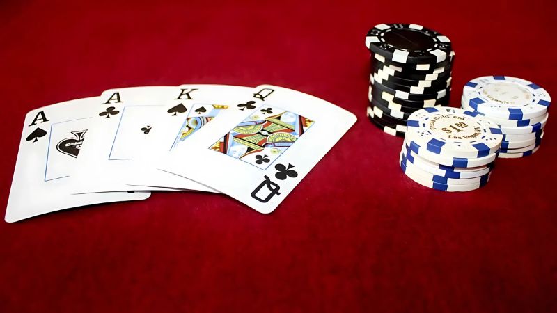 Ví dụ minh họa cách tính tỷ lệ thắng khi chơi bài Poker Texas Hold'em